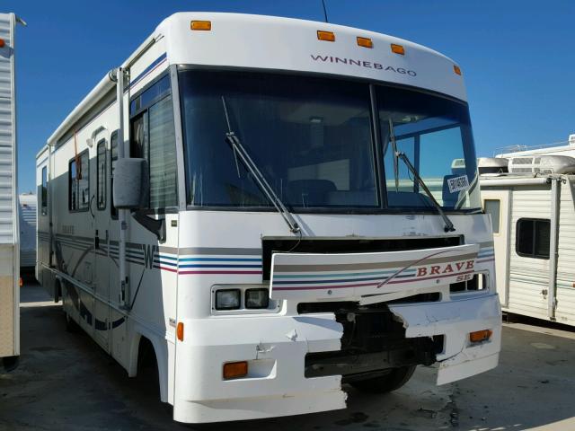 5B4KP37JXX3311809 - 1999 WORKHORSE CUSTOM CHASSIS MOTORHOME WHITE photo 1