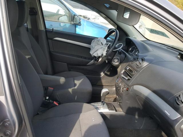 KL1TD5DE5AB131166 - 2010 CHEVROLET AVEO LS GRAY photo 5