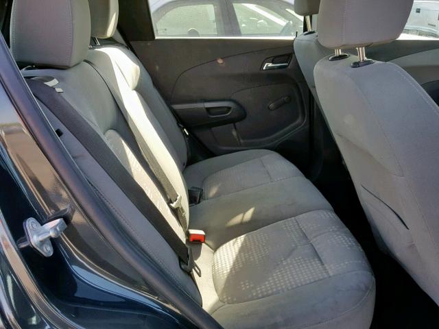 1G1JB6SG5E4136130 - 2014 CHEVROLET SONIC LS CHARCOAL photo 6