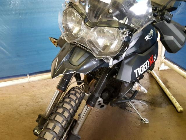 SMTE07BF5FT686304 - 2015 TRIUMPH MOTORCYCLE TIGER 800X BLACK photo 9