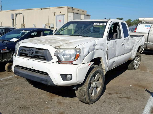 5TFTU4GN3EX053588 - 2014 TOYOTA TACOMA PRE WHITE photo 2