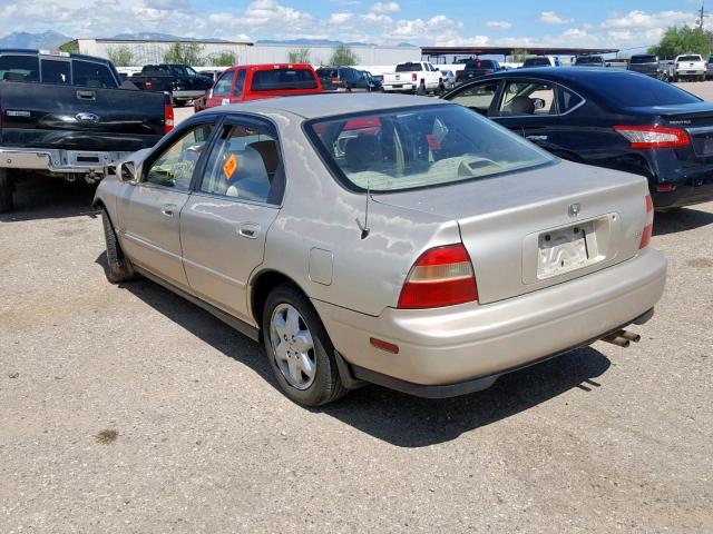 1HGCE6661SA015411 - 1995 HONDA ACCORD EX TAN photo 3