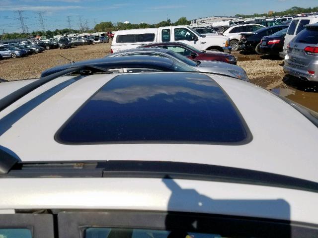 JTJHF10U320234952 - 2002 LEXUS RX 300 WHITE photo 9