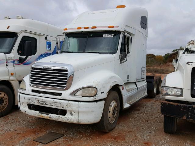 1FUJA6CV04LM37148 - 2004 FREIGHTLINER CONVENTION WHITE photo 2