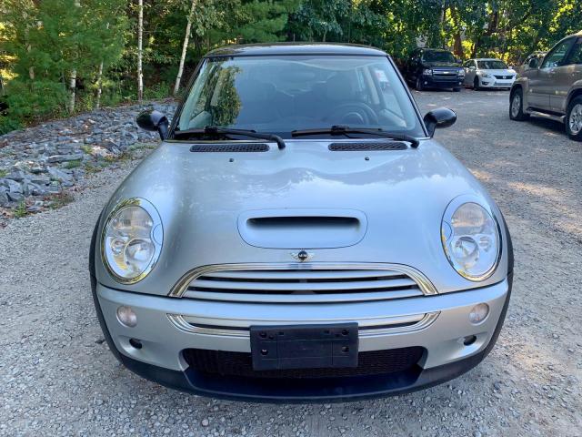 WMWRE334X2TD55090 - 2002 MINI COOPER S SILVER photo 4