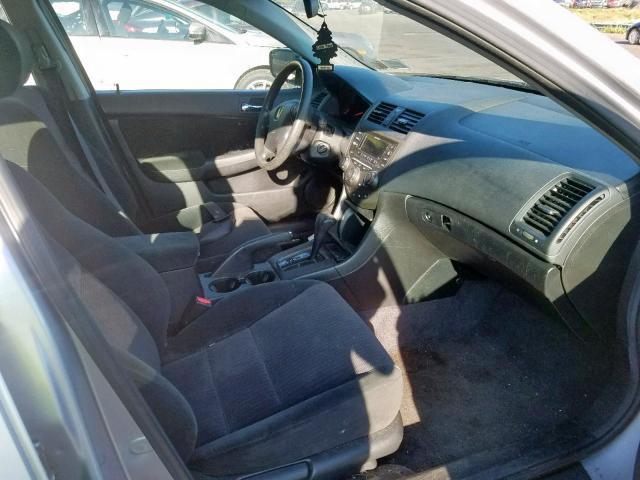 1HGCM66315A040046 - 2005 HONDA ACCORD LX SILVER photo 5