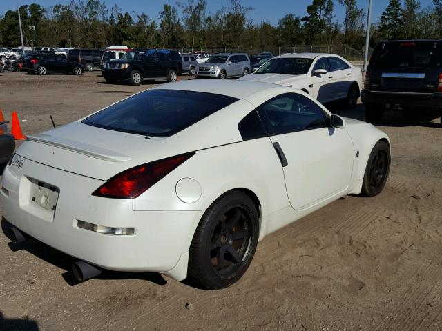 JN1AZ34E63T010961 - 2003 NISSAN 350Z COUPE WHITE photo 4