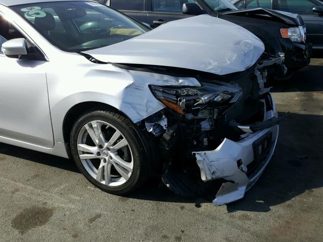 1N4BL3AP2GC145584 - 2016 NISSAN ALTIMA 3.5 SILVER photo 9