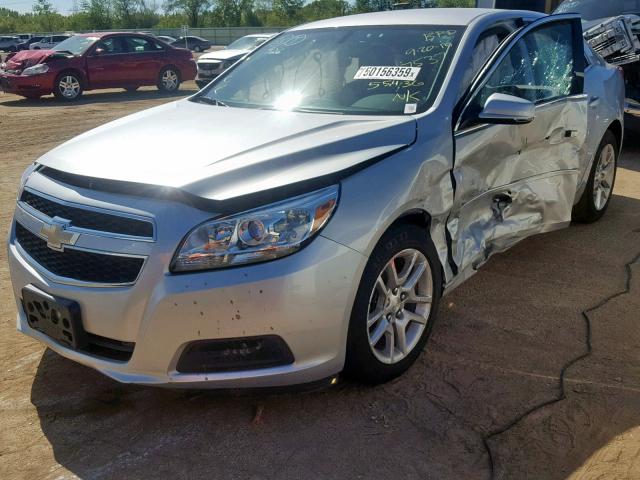 1G11C5SA6DF307537 - 2013 CHEVROLET MALIBU 1LT SILVER photo 2