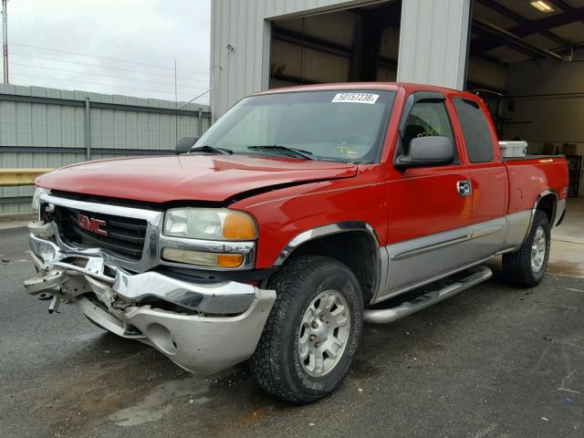 2GTEK19T741128944 - 2004 GMC NEW SIERRA RED photo 2