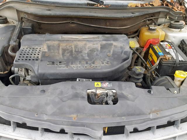 2C8GM68475R366904 - 2005 CHRYSLER PACIFICA T SILVER photo 7