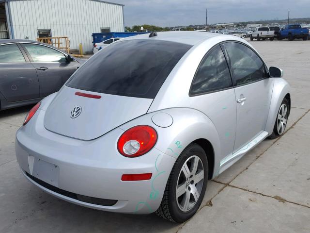 3VWRW31C06M418884 - 2006 VOLKSWAGEN NEW BEETLE Silber Foto 4