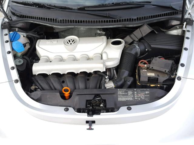 3VWRW31C06M418884 - 2006 VOLKSWAGEN NEW BEETLE Silber Foto 7