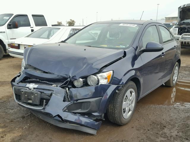 1G1JA5SH6F4143515 - 2015 CHEVROLET SONIC LS BLUE photo 2