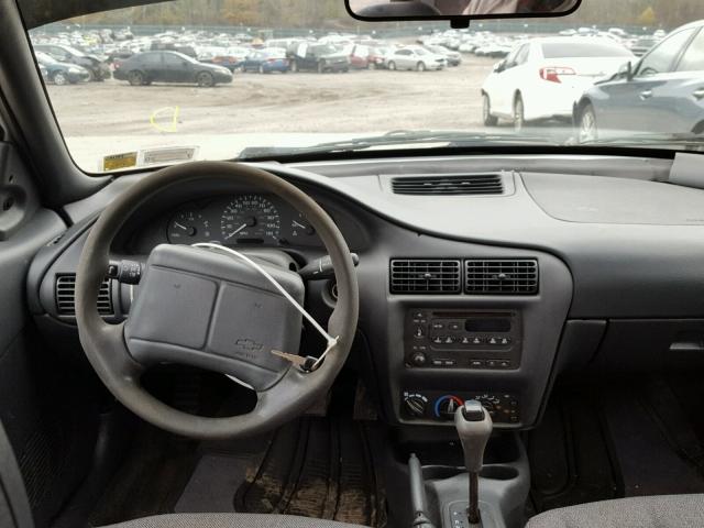 1G1JC524117314069 - 2001 CHEVROLET CAVALIER B WHITE photo 10