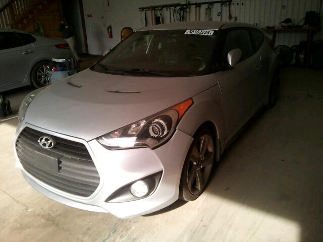 KMHTC6AE8DU163488 - 2013 HYUNDAI VELOSTER T SILVER photo 2