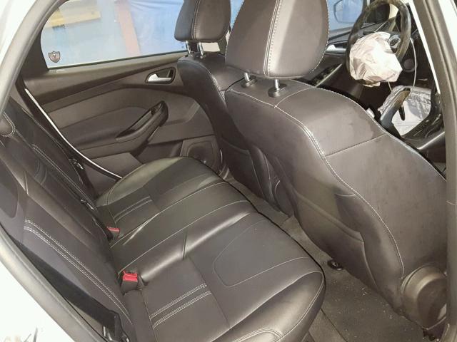 1FADP3N25DL350632 - 2013 FORD FOCUS TITA SILVER photo 6