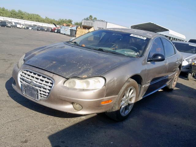 2C3HC56G71H664132 - 2001 CHRYSLER LHS BROWN photo 2