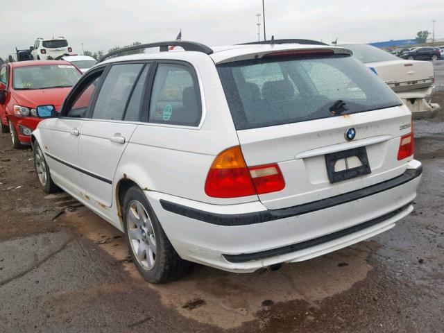 WBAAW33401EN80323 - 2001 BMW 325 IT WHITE photo 3