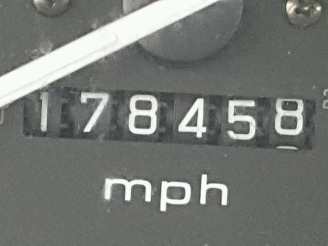 2HGEJ6614YH557511 - 2000 HONDA CIVIC BASE GREEN photo 8