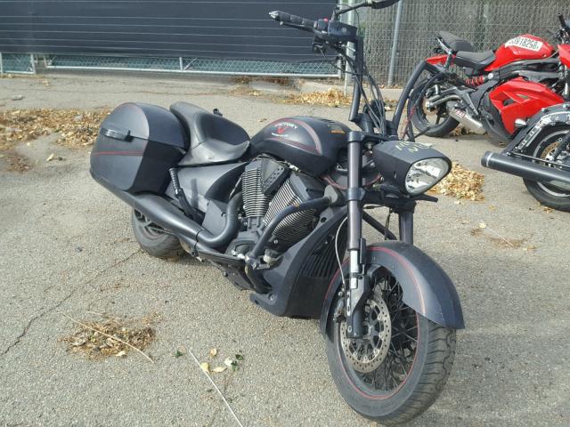 5VPEW36N2D3021107 - 2013 VICTORY MOTORCYCLES HARD-BALL Schwarz Foto 1