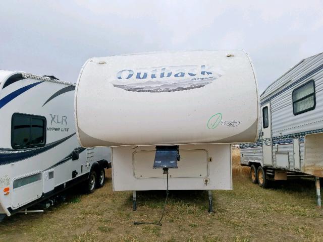 4YDF28F214J908983 - 2004 KEYSTONE OUTBACK WHITE photo 2