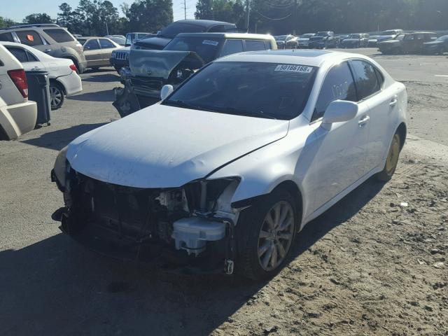 JTHCK262482027065 - 2008 LEXUS IS 250 WHITE photo 2