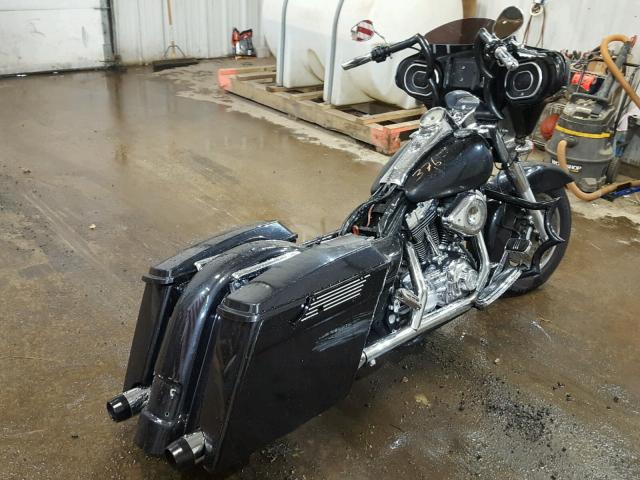 1HD1FXV135Y708523 - 2005 HARLEY-DAVIDSON FLHRS ROAD BLACK photo 4