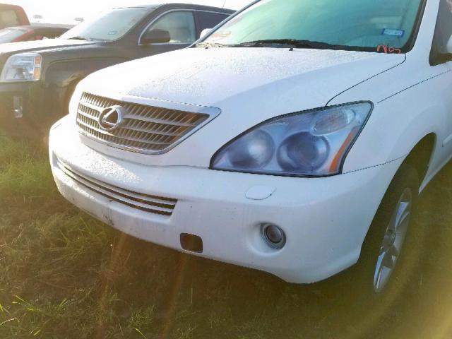 JTJGW31U582850302 - 2008 LEXUS RX 400H WHITE photo 9