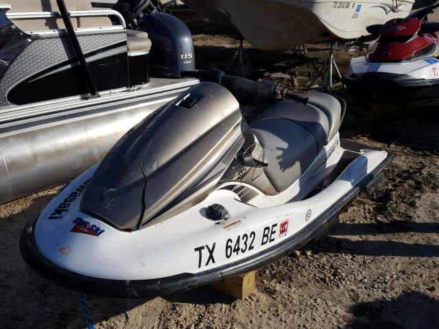 KAW22091C010 - 2010 KAWASAKI STX15F WHITE photo 2