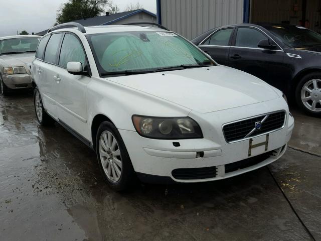 YV1MW382152111301 - 2005 VOLVO V50 2.4I WHITE photo 1