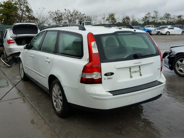 YV1MW382152111301 - 2005 VOLVO V50 2.4I WHITE photo 3