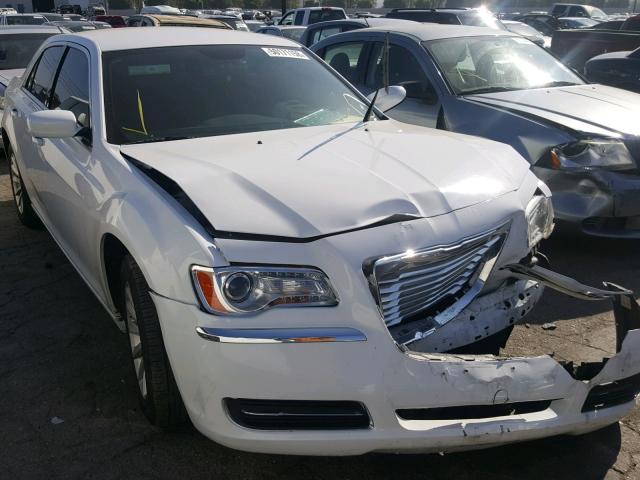 2C3CCAAG7EH276074 - 2014 CHRYSLER 300 WHITE photo 1