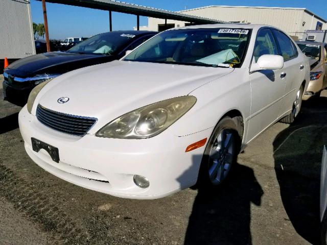 JTHBA30G455135785 - 2005 LEXUS ES 330 WHITE photo 2