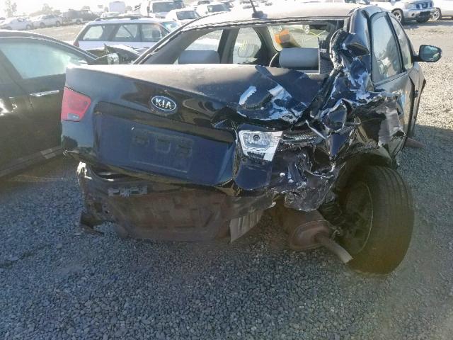 KNAFU4A28A5067372 - 2010 KIA FORTE EX BLACK photo 9