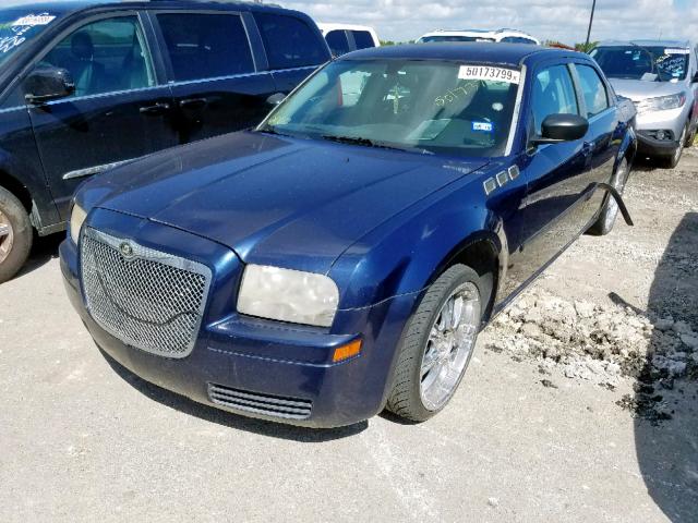 2C3JA43R55H606016 - 2005 CHRYSLER 300 BLUE photo 2