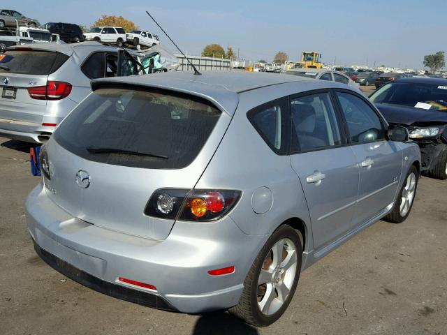 JM1BK143641213757 - 2004 MAZDA 3 HATCHBAC SILVER photo 4