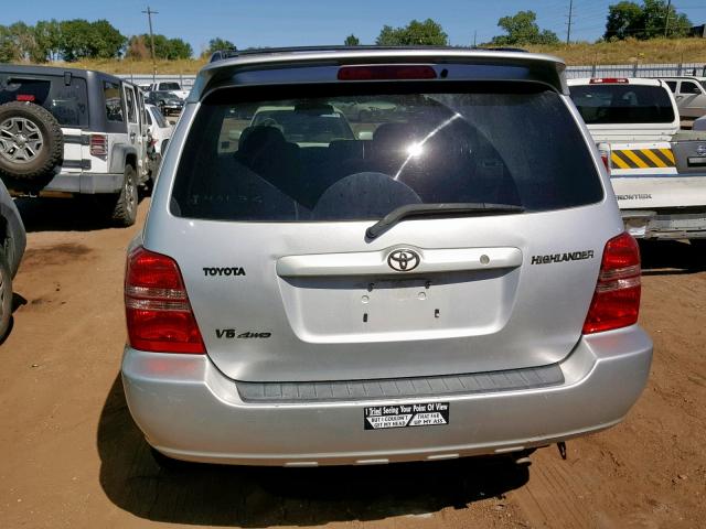 JTEHF21A330097716 - 2003 TOYOTA HIGHLANDER SILVER photo 9