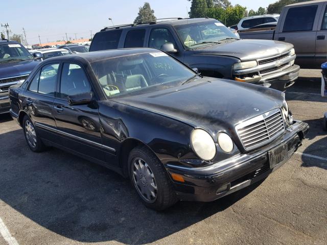 WDBJF65F4WA673894 - 1998 MERCEDES-BENZ E 320 BLACK photo 1