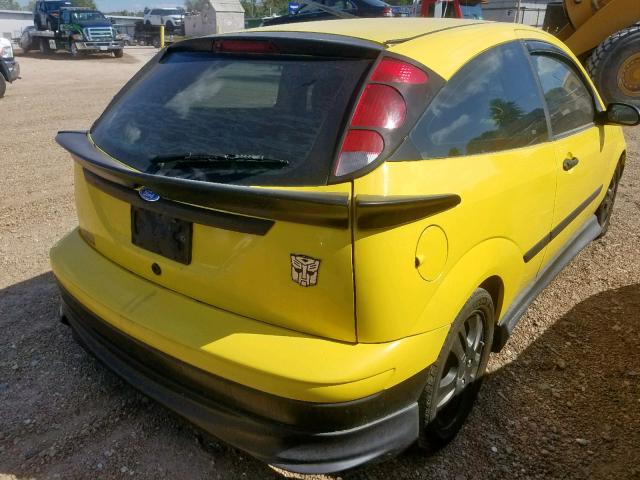 3FAFP31391R202102 - 2001 FORD FOCUS ZX3 YELLOW photo 4