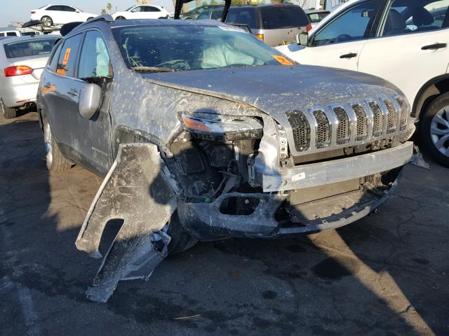 1C4PJLCB6GW281612 - 2016 JEEP CHEROKEE L SILVER photo 1