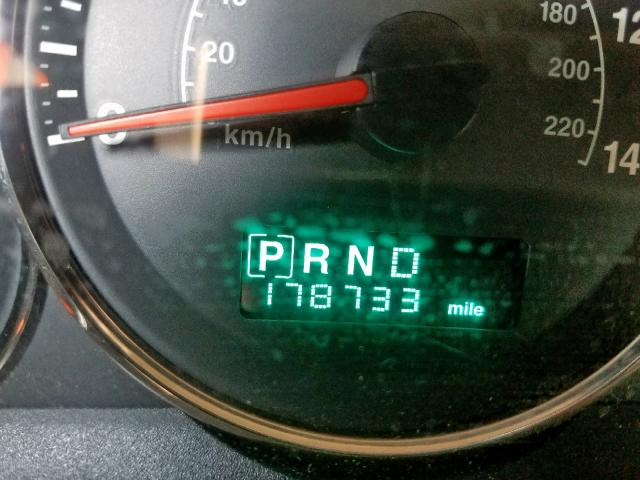 1J8HG58206C100603 - 2006 JEEP COMMANDER ნაცრისფერი ფოტო 8