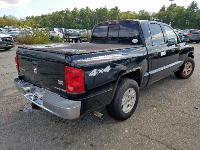 1D7HW48N15S252642 - 2005 DODGE DAKOTA QUA BLACK photo 4