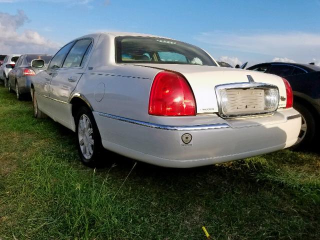 1LNHM82W96Y650040 - 2006 LINCOLN TOWN CAR S WHITE photo 3