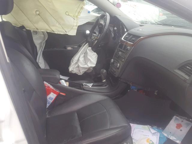 1G1ZE5E04AF325756 - 2010 CHEVROLET MALIBU LTZ 白色 照片 5