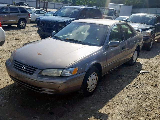 4T1BG22K4XU535071 - 1999 TOYOTA CAMRY CE TAN photo 2