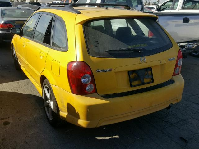 JM1BJ245821533539 - 2002 MAZDA PROTEGE PR YELLOW photo 3