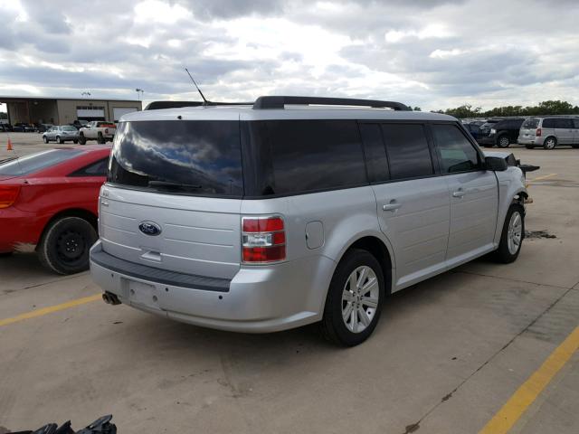 2FMGK5BC5CBD13086 - 2012 FORD FLEX SE SILVER photo 4