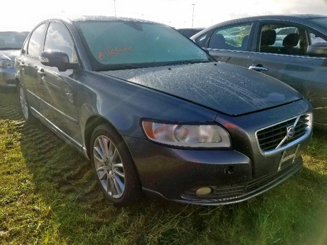 YV1382MS5A2488813 - 2010 VOLVO S40 2.4I GRAY photo 1