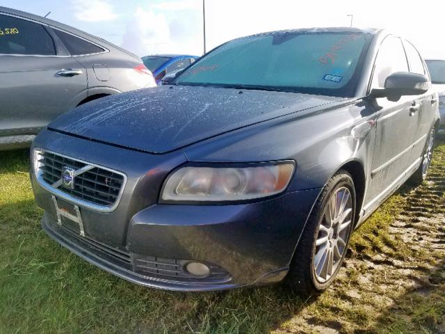 YV1382MS5A2488813 - 2010 VOLVO S40 2.4I GRAY photo 2